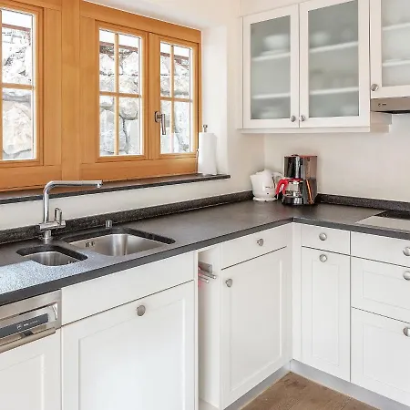 Appartement Smaragd-1 *