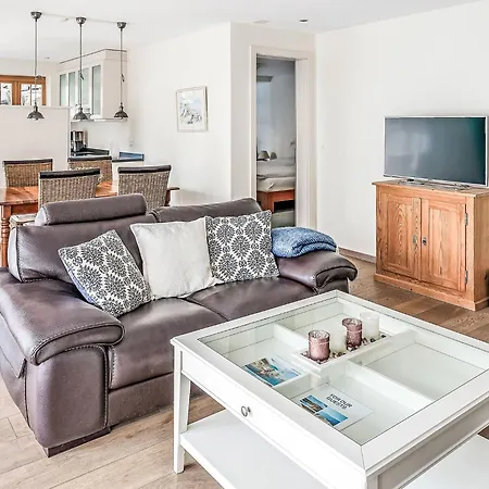 Smaragd-1 By Interhome Apartment Grindelwald