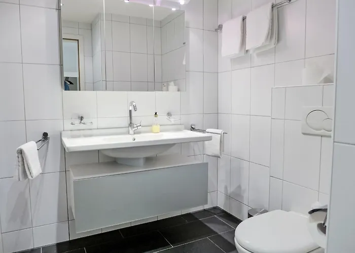 Smaragd-1 By Interhome *